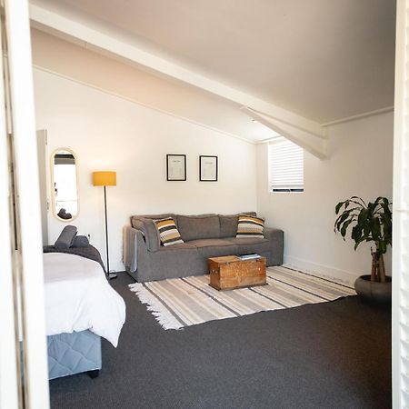 Central Mountain View Apartment, Hermanus Waterfront Экстерьер фото